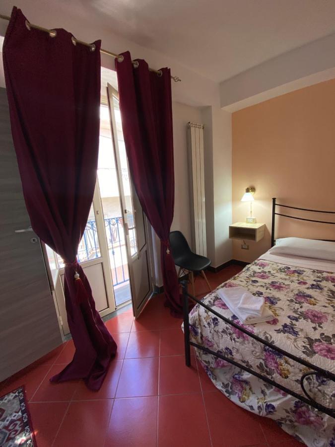 Bed and Breakfast Taormina'S Sun Exterior foto